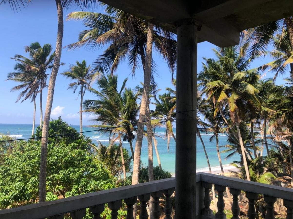 Sunray Rest - Beach View Homestay Mirissa Exteriör bild