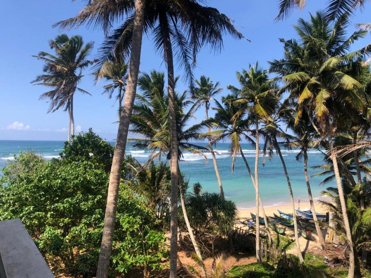 Sunray Rest - Beach View Homestay Mirissa Exteriör bild