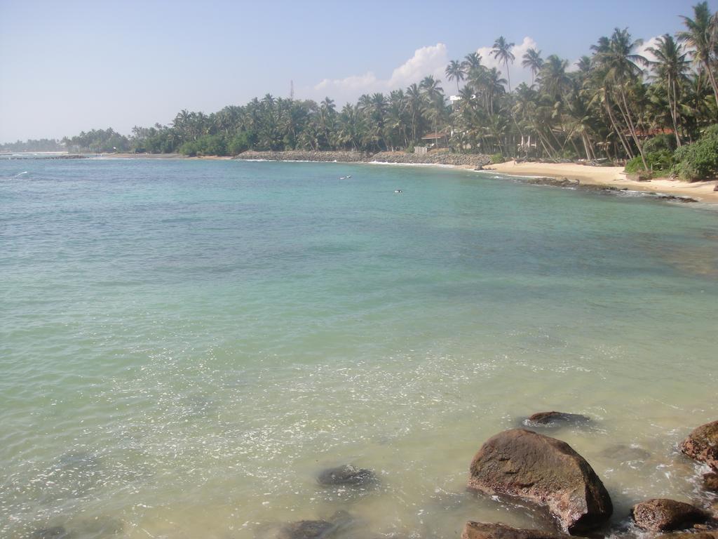 Sunray Rest - Beach View Homestay Mirissa Exteriör bild